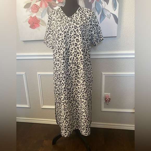 Animal Print Dress - Picture 2 of 8